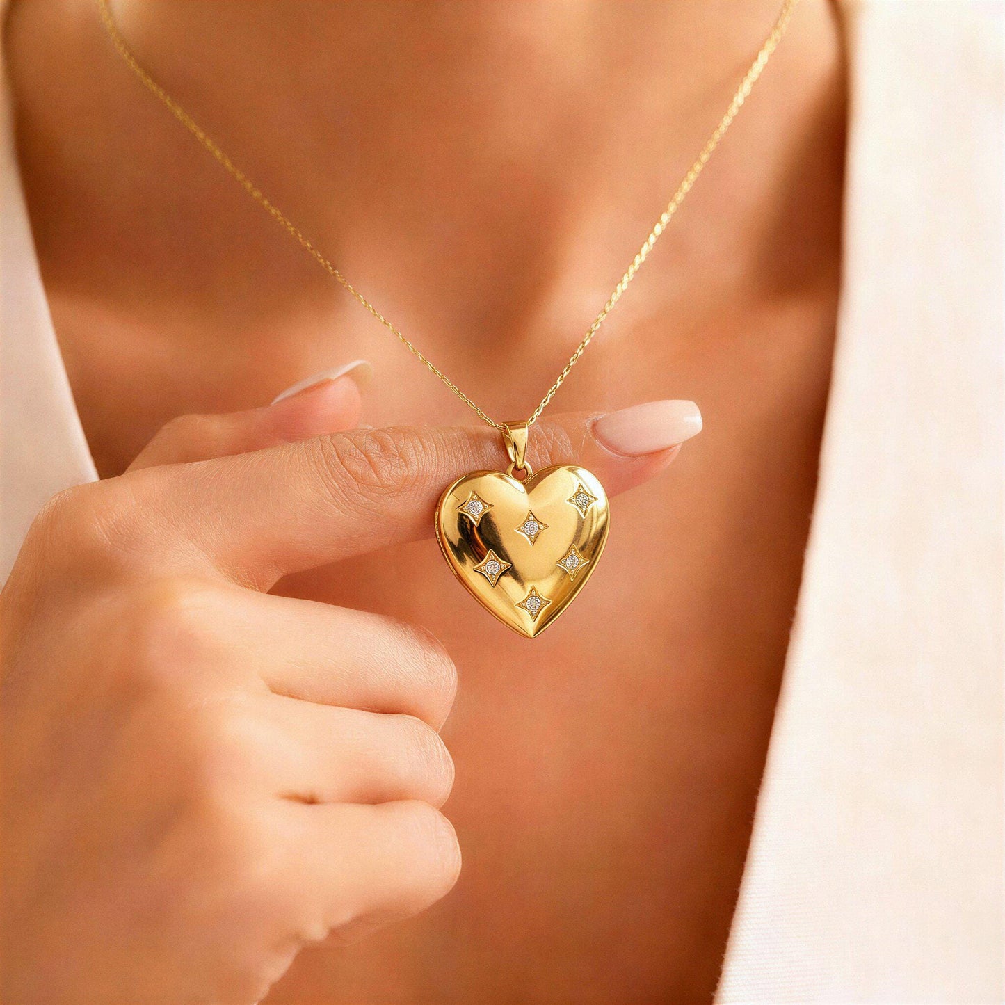 Gold Heart Locket Necklace – Vintage Style Star CZ Personalized Keepsake