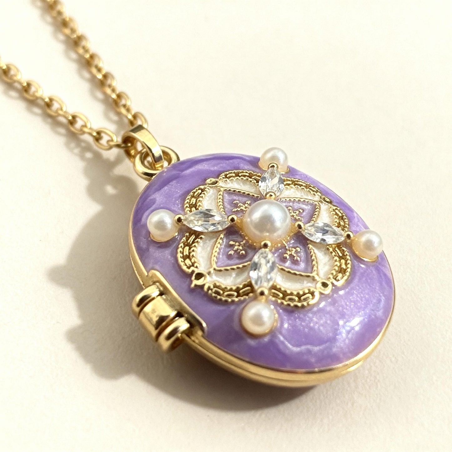 Purple Pearl Oval Photo Locket Necklace – Personalized Keepsake Gift