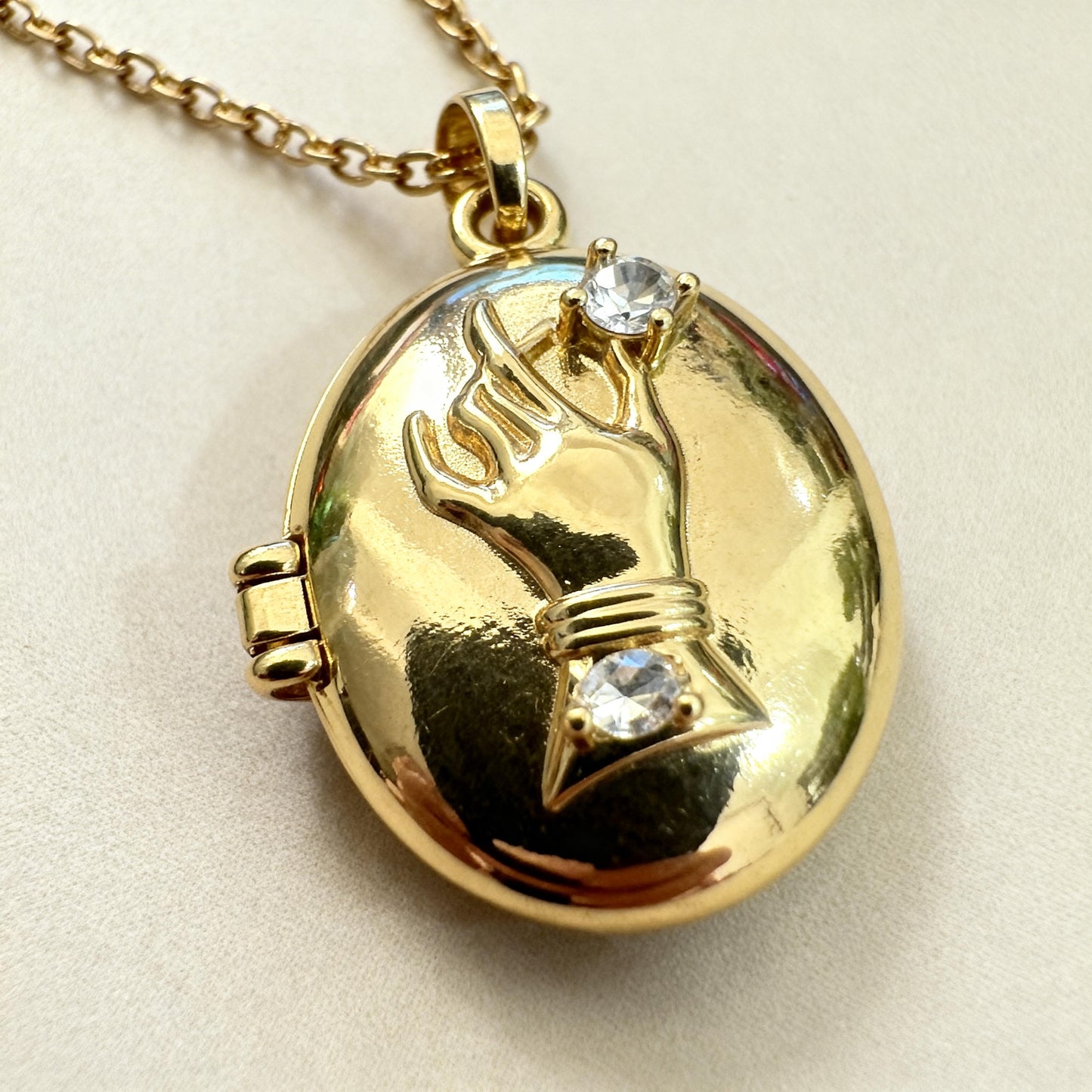 Hand Oval Photo Locket Necklace – Personalized Keepsake Gift