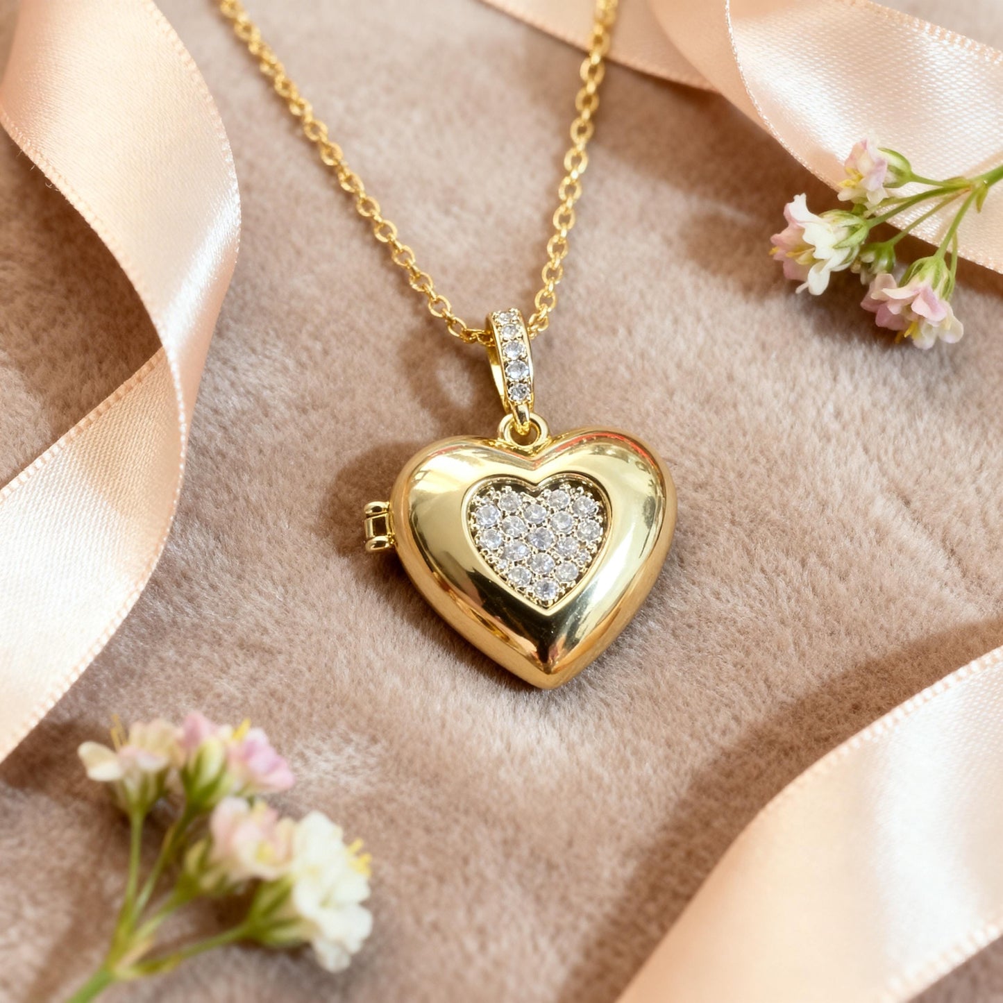 Crystal Heart Photo Locket Necklace – Personalized Keepsake Gift
