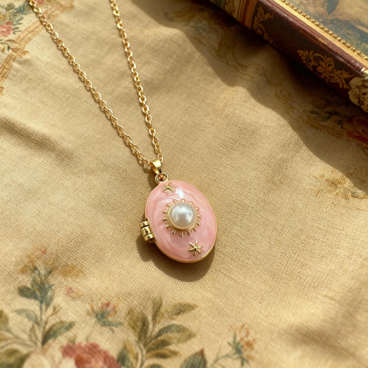 Pink Pearl Oval Photo Locket Necklace – Personalized Keepsake Gift