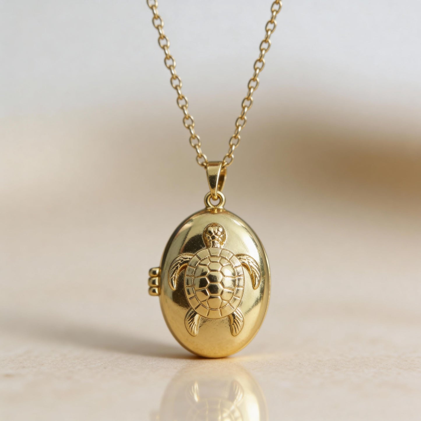 Sea Turtle Oval Photo Locket Necklace – Personalized Keepsake Gift