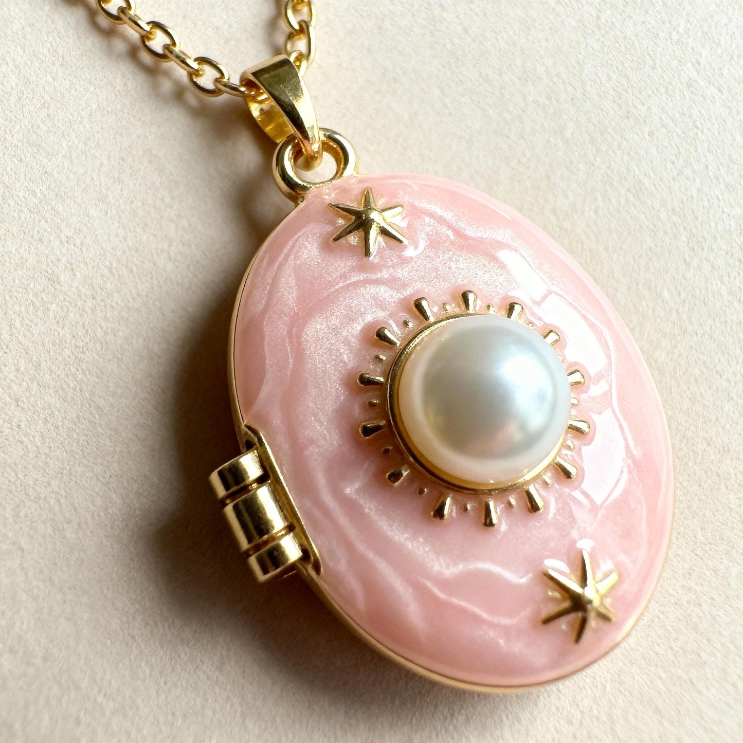 Pink Pearl Oval Photo Locket Necklace – Personalized Keepsake Gift