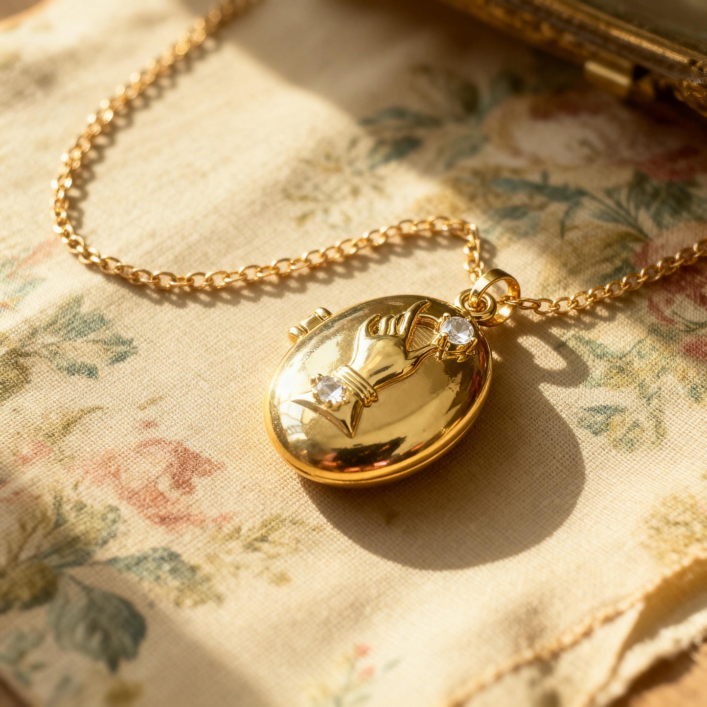 Hand Oval Photo Locket Necklace – Personalized Keepsake Gift