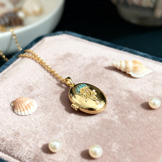 Jellyfish Oval Photo Locket Necklace – Personalized Keepsake Gift