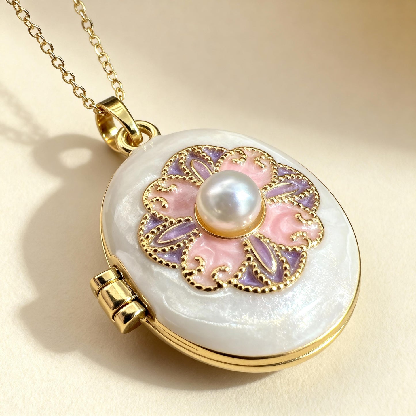 Floral Pearl Oval Photo Locket Necklace – Personalized Keepsake Gift