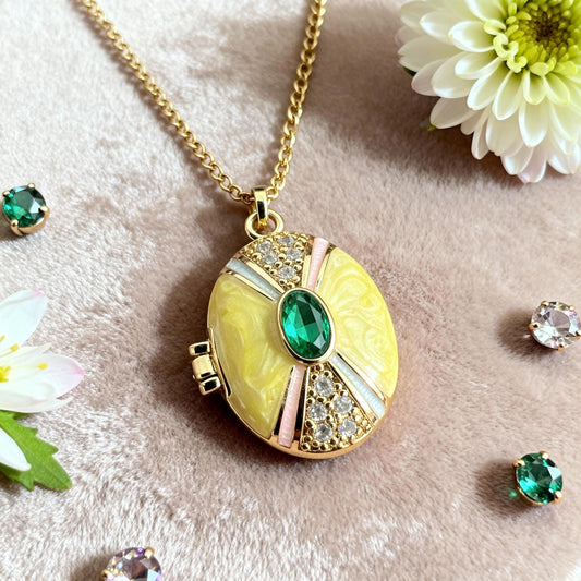 Green Crystal Oval Photo Locket Necklace – Personalized Keepsake Gift