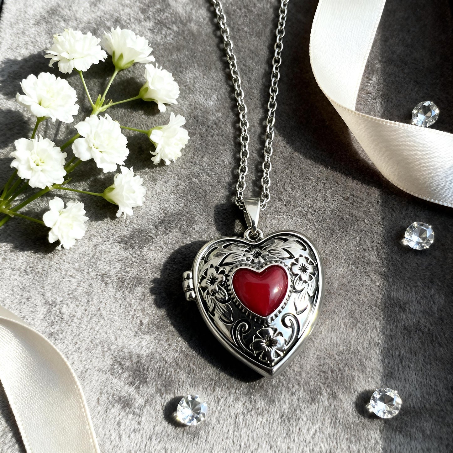 Floral Heart Photo Locket Necklace with Red Heart Center, Vintage Romantic Jewelry Gift