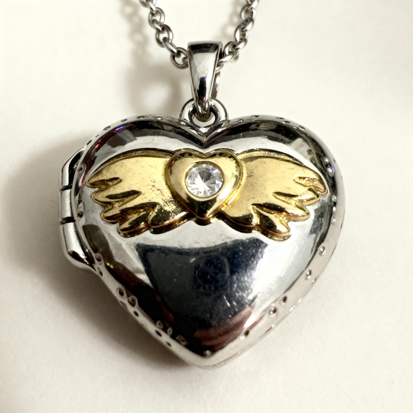 Angel Wings Heart Photo Locket Necklace – Personalized Keepsake Gift