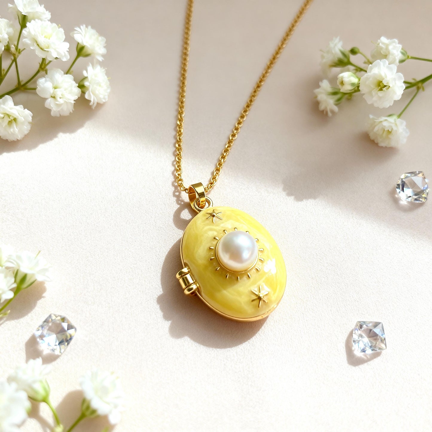 Yellow Pearl Oval Photo Locket Necklace – Personalized Keepsake Gift