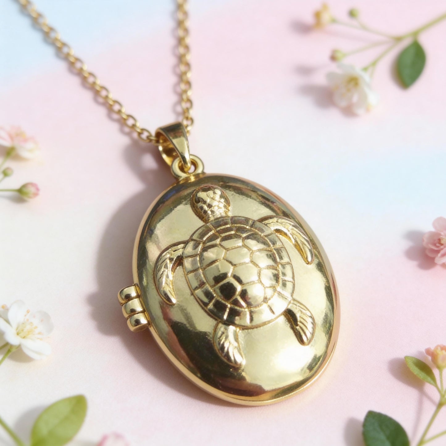 Sea Turtle Oval Photo Locket Necklace – Personalized Keepsake Gift