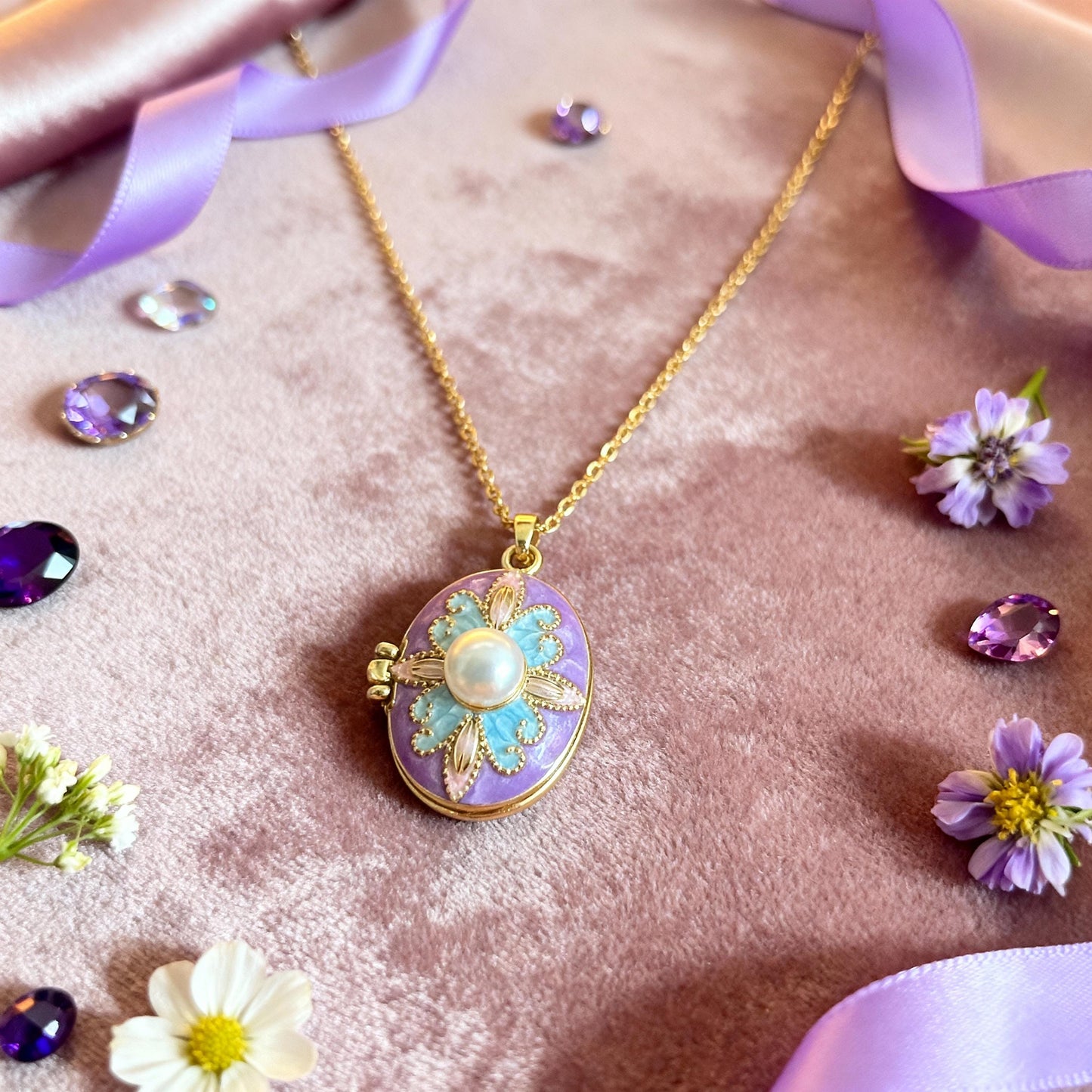 Purple Pearl Oval Photo Locket Necklace – Personalized Keepsake Gift