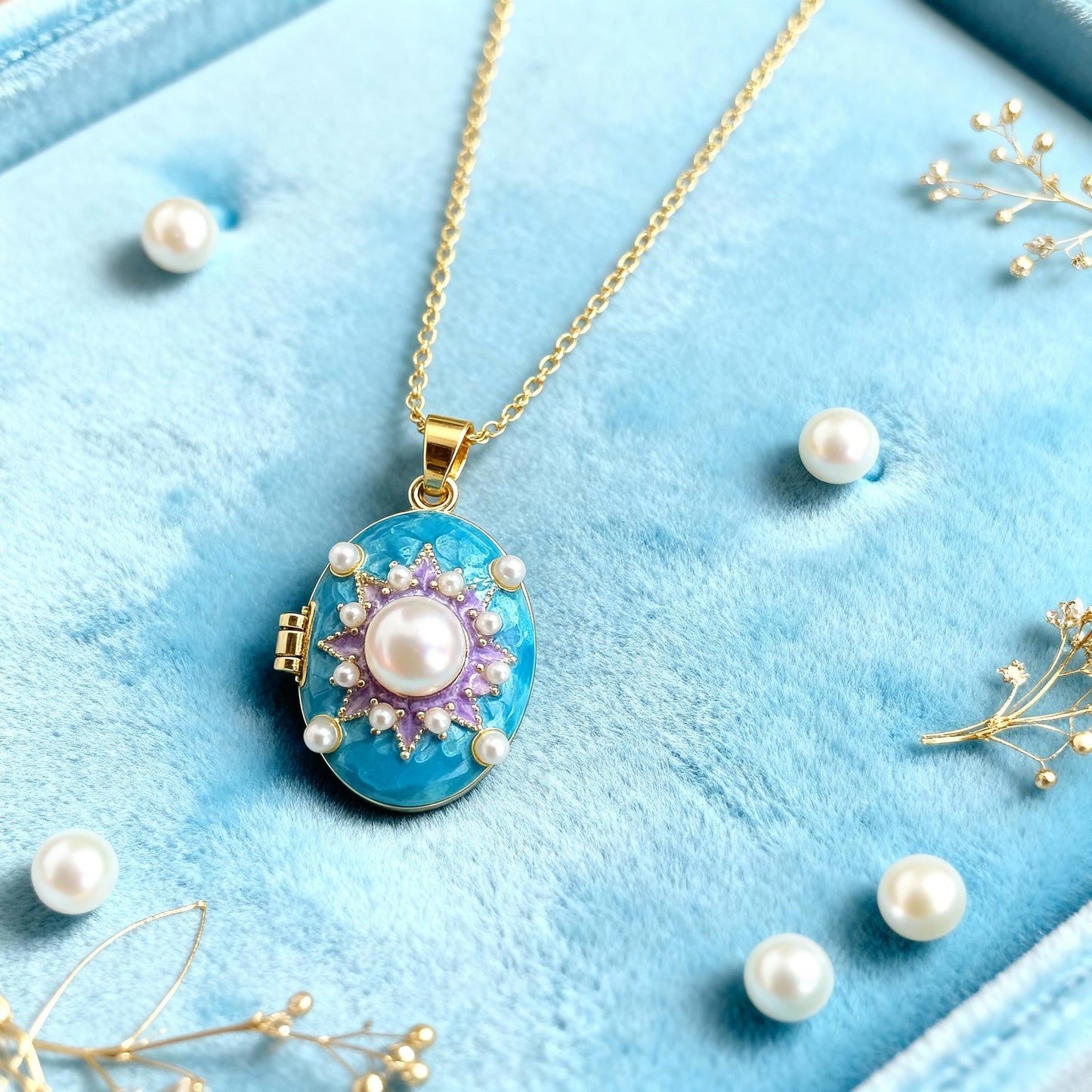 Blue Pearl Starburst Oval Photo Locket Necklace – Personalized Keepsake Gift
