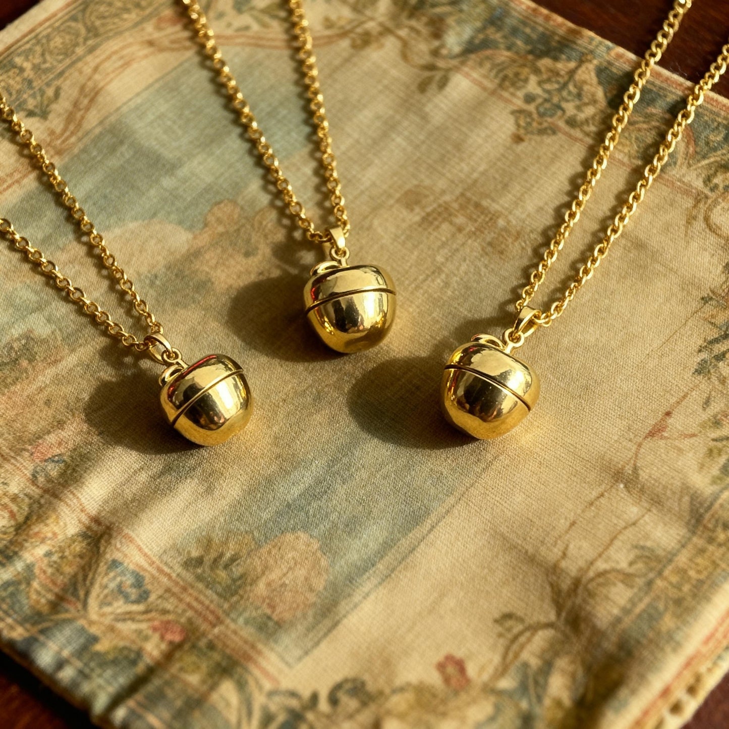 Apple Keepsake Locket Necklace – Tooth & Hair Memory Jewelry Gift