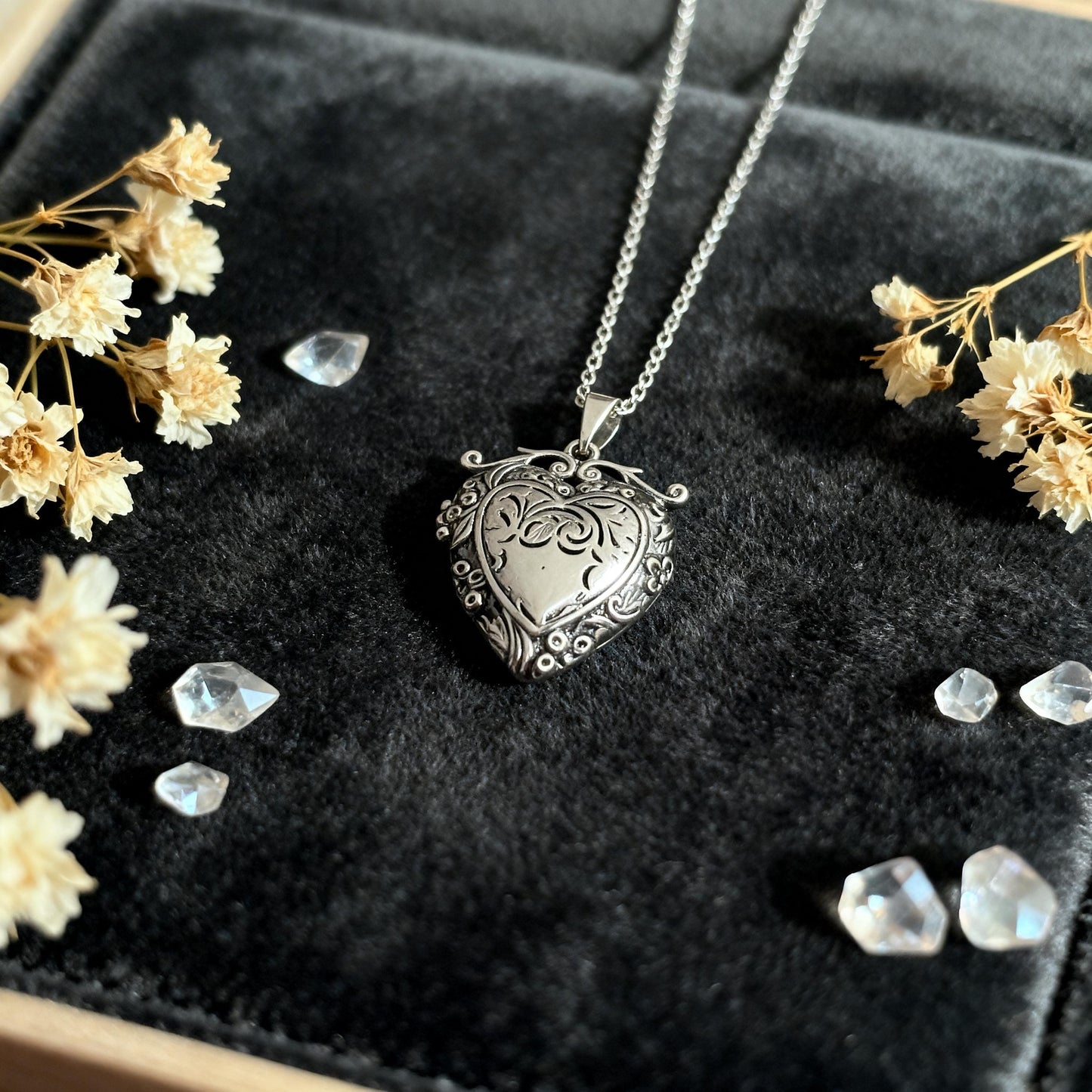 Silver Heart Photo Locket Necklace – Personalized Keepsake Gift