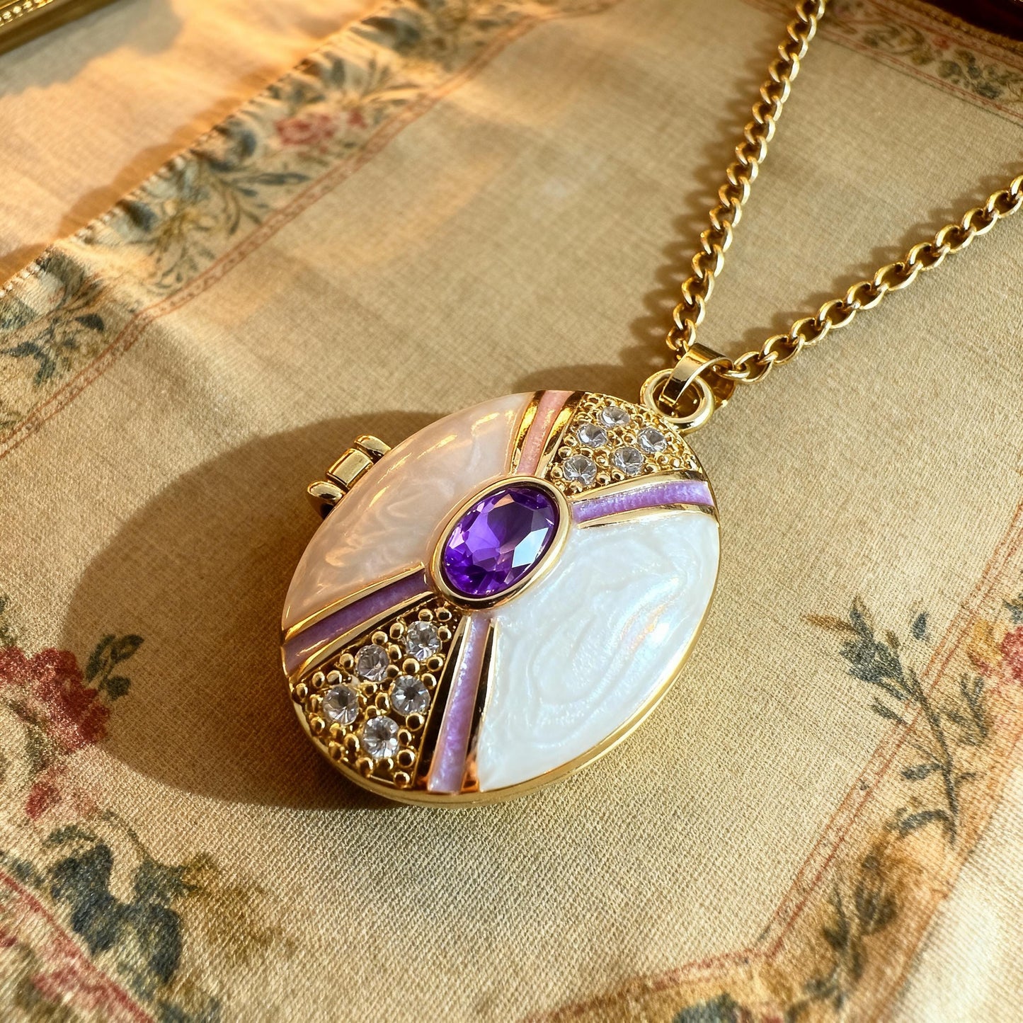 Purple Stone Oval Photo Locket Necklace – Personalized Keepsake Gift