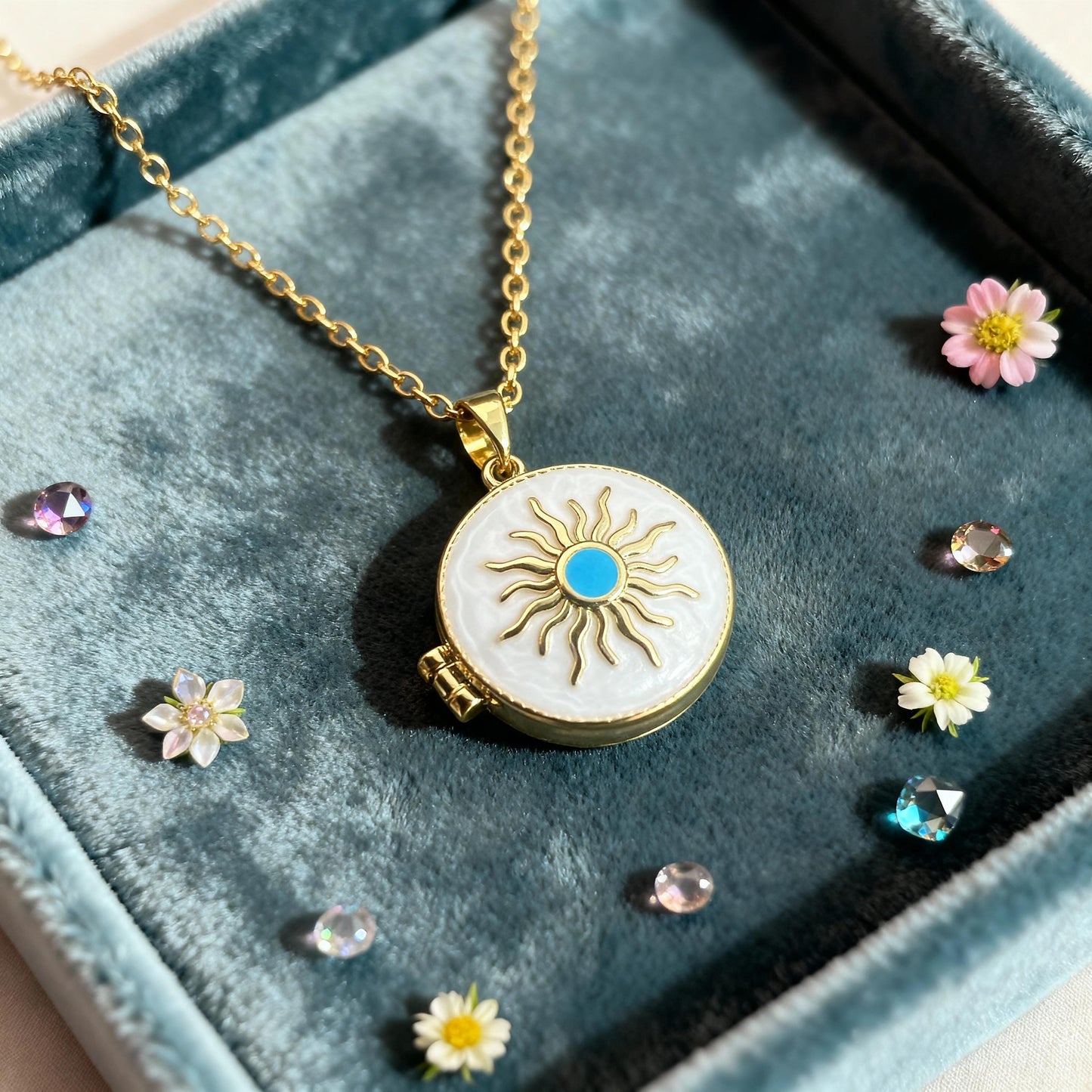 Sun Round Photo Locket Necklace – Personalized Keepsake Gift