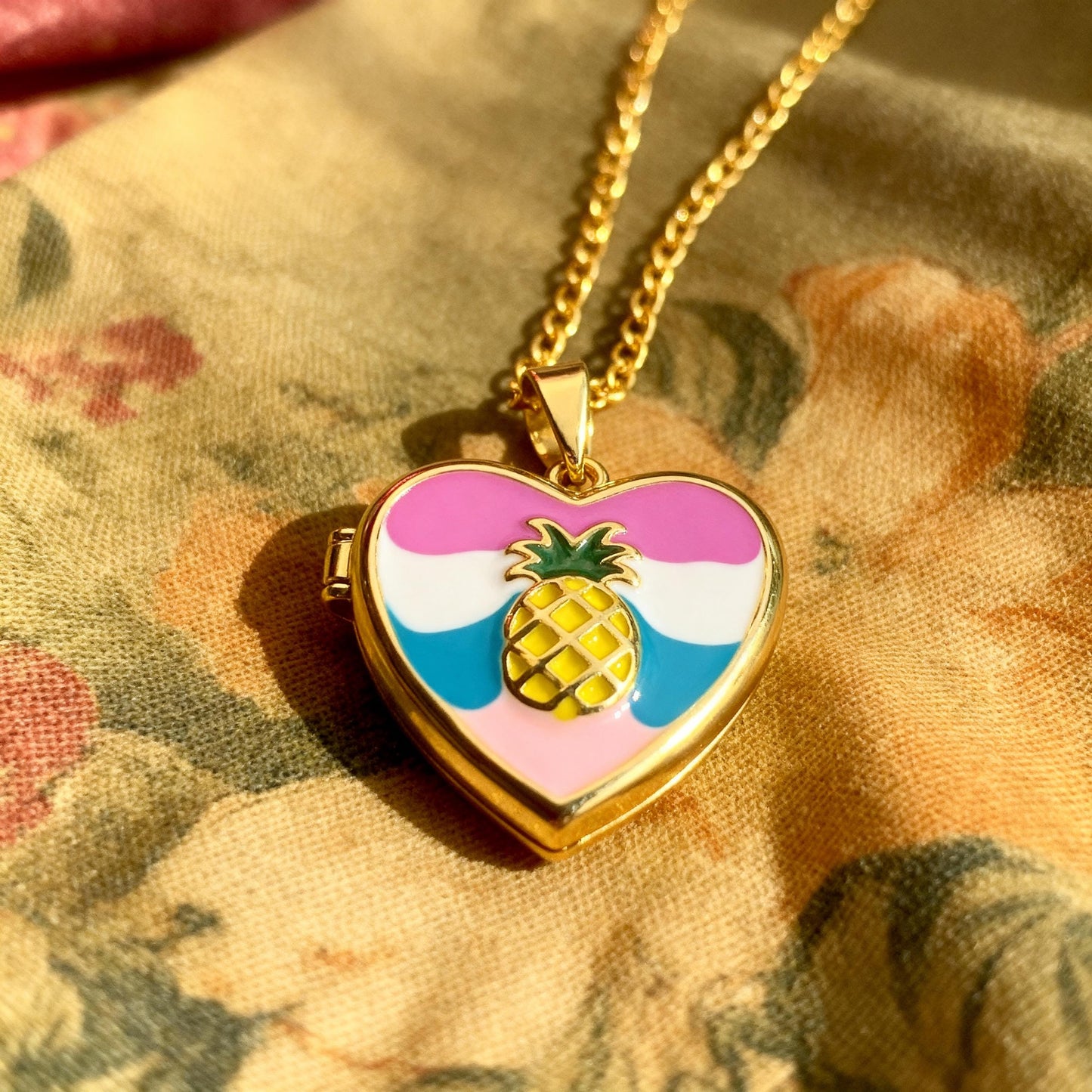 Pineapple Heart Photo Locket Necklace – Personalized Keepsake Gift