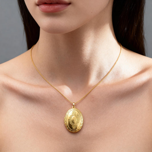 Vintage Oval Photo Locket Necklace – Personalized Keepsake Gift
