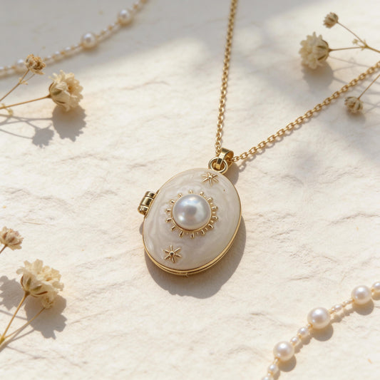 Pearl Star Photo Locket Necklace – Personalized Keepsake Gift